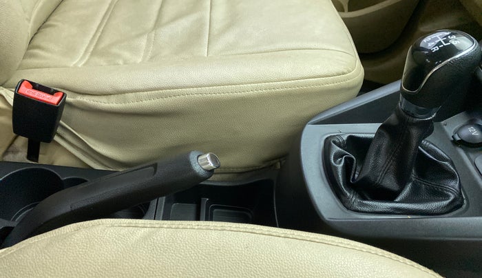 2018 Ford Figo Aspire 1.2 TITANIUM PETROL, Petrol, Manual, 21,356 km, Gear Lever