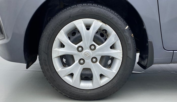 2016 Hyundai Grand i10 MAGNA 1.2 VTVT, Petrol, Manual, 30,275 km, Left Front Wheel