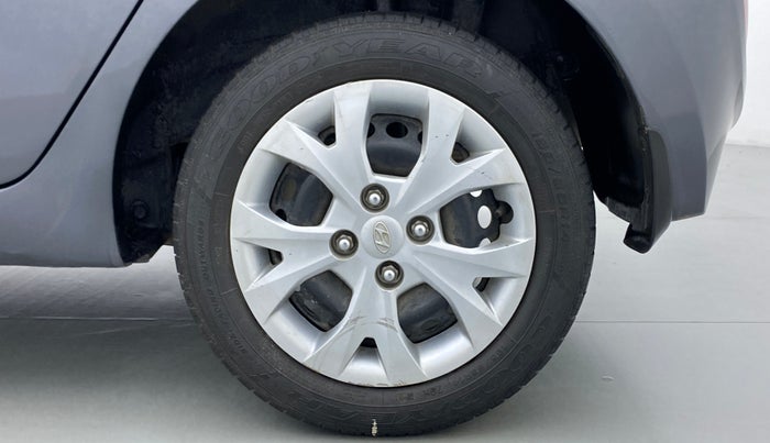 2016 Hyundai Grand i10 MAGNA 1.2 VTVT, Petrol, Manual, 30,275 km, Left Rear Wheel