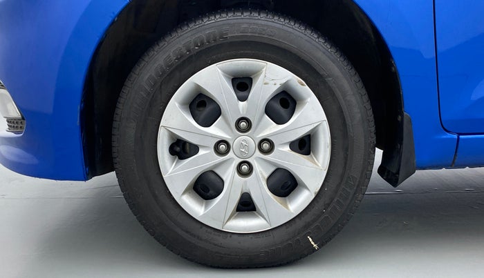2017 Hyundai Elite i20 Magna Executive 1.2, Petrol, Manual, 19,911 km, Left Front Wheel