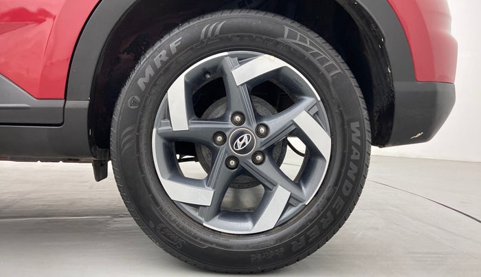 2019 Hyundai VENUE SX(O) CRDi, Diesel, Manual, 30,521 km, Left Rear Wheel