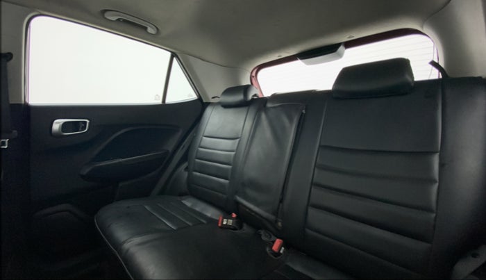 2019 Hyundai VENUE SX(O) CRDi, Diesel, Manual, 30,521 km, Right Side Rear Door Cabin