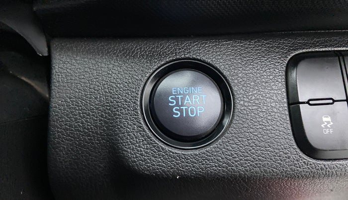 2019 Hyundai VENUE SX(O) CRDi, Diesel, Manual, 30,521 km, Keyless Start/ Stop Button