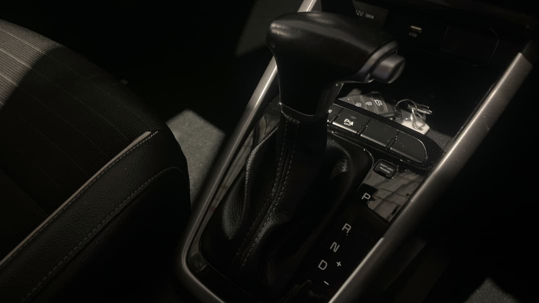 2020 Kia Rio Gt-line, Automatic, 80359 km, Gear Lever 