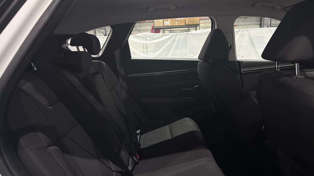 2023 Hyundai Tucson (FWD), Automatic, 45288 km, Right Side Rear Door Cabin View