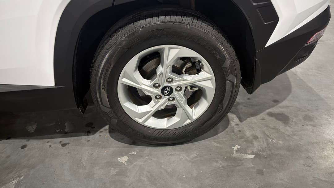 2023 Hyundai Tucson (FWD), Automatic, 45288 km, Left Rear Wheel
