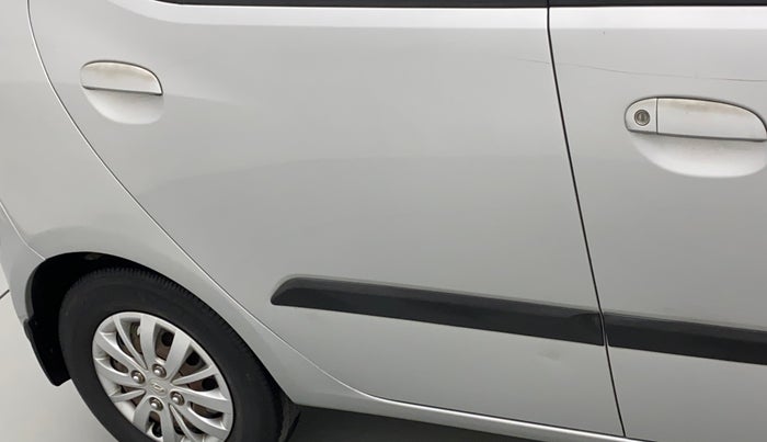 2015 Hyundai i10 SPORTZ 1.1, Petrol, Manual, 42,579 km, Right rear door - Minor scratches
