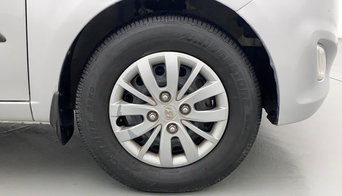 2015 Hyundai i10 SPORTZ 1.1, Petrol, Manual, 42,579 km, Right Front Wheel