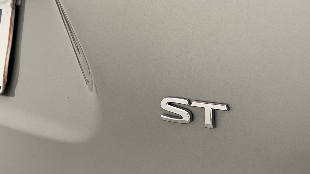 Badge (Boot Right Side)