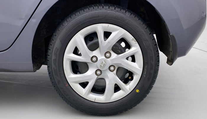 2017 Hyundai Grand i10 SPORTZ 1.2 KAPPA VTVT, Petrol, Manual, 40,988 km, Left Rear Wheel