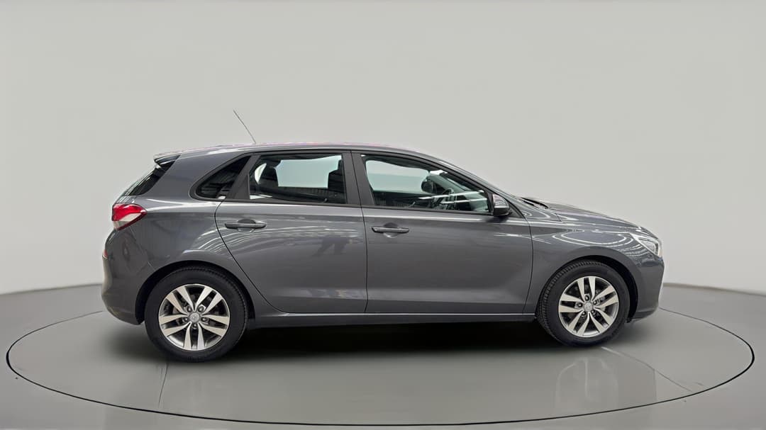 2020 Hyundai i30 Active, Automatic, 73266 km, Right Side View