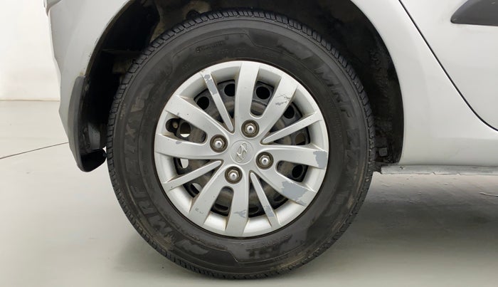 2014 Hyundai i10 SPORTZ 1.1 IRDE2, Petrol, Manual, 75,152 km, Right Rear Wheel