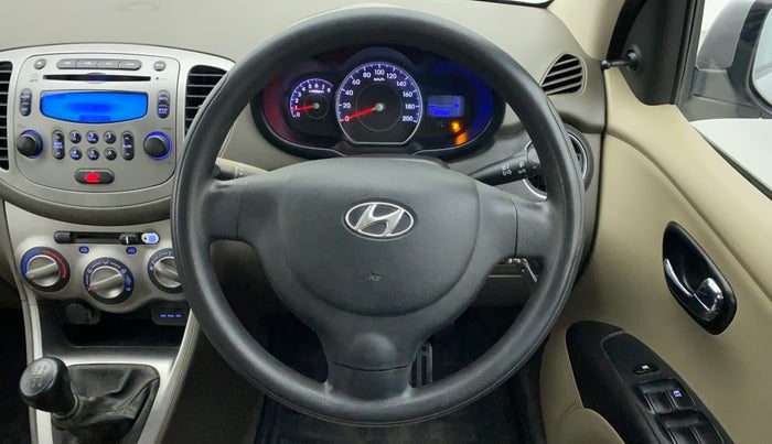 2014 Hyundai i10 SPORTZ 1.1 IRDE2, Petrol, Manual, 75,152 km, Steering Wheel Close Up