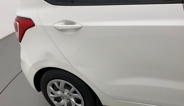 2017 Hyundai Grand i10 SPORTZ 1.2 KAPPA VTVT, CNG, Manual, 80,739 km, Right quarter panel - Slightly rusted