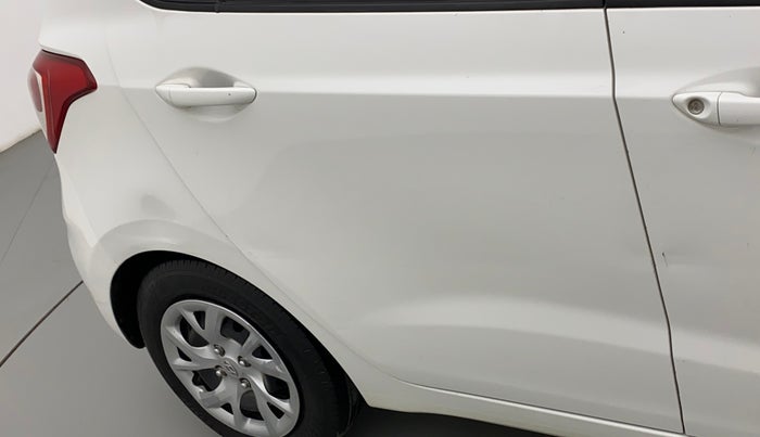 2017 Hyundai Grand i10 SPORTZ 1.2 KAPPA VTVT, CNG, Manual, 80,739 km, Right rear door - Slightly dented