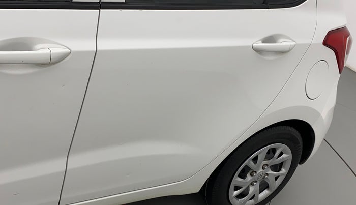 2017 Hyundai Grand i10 SPORTZ 1.2 KAPPA VTVT, CNG, Manual, 80,739 km, Rear left door - Minor scratches