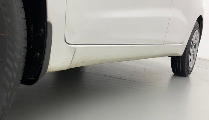 2017 Hyundai Grand i10 SPORTZ 1.2 KAPPA VTVT, CNG, Manual, 80,739 km, Left running board - Minor scratches