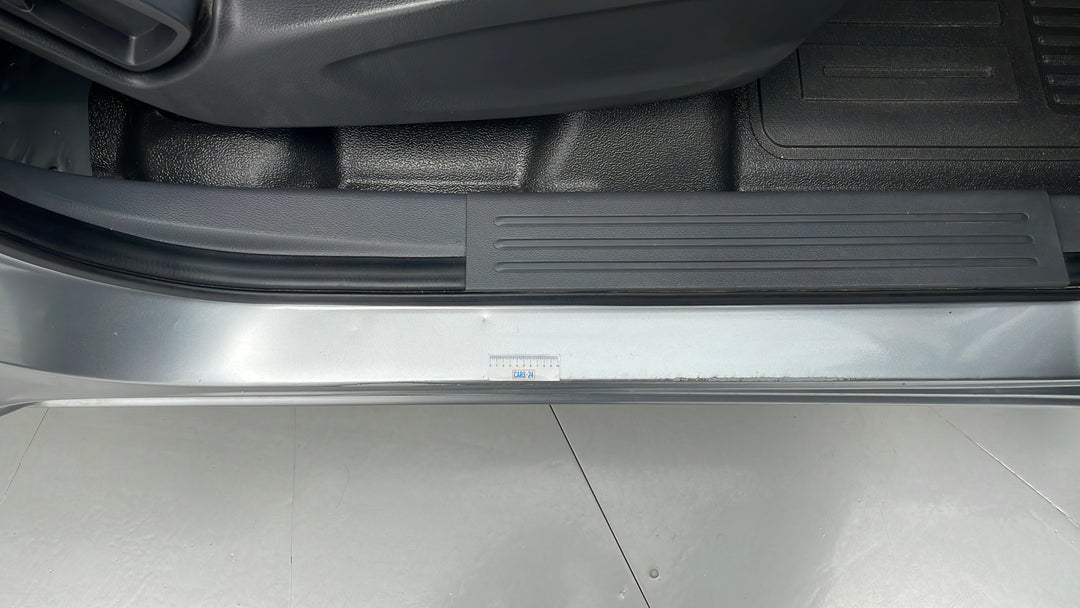 Door Sills Front RHS Dent