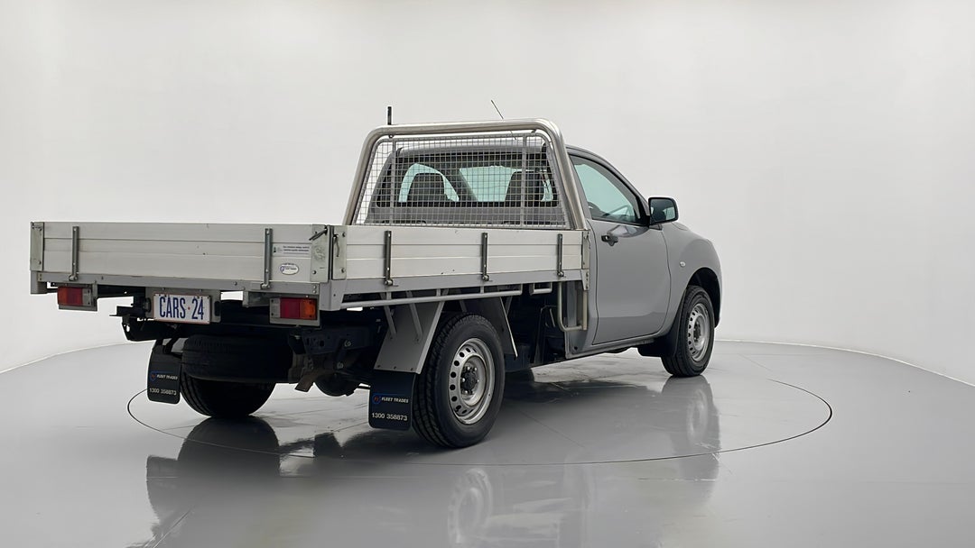 Right Back Diagonal (45- Degree) View