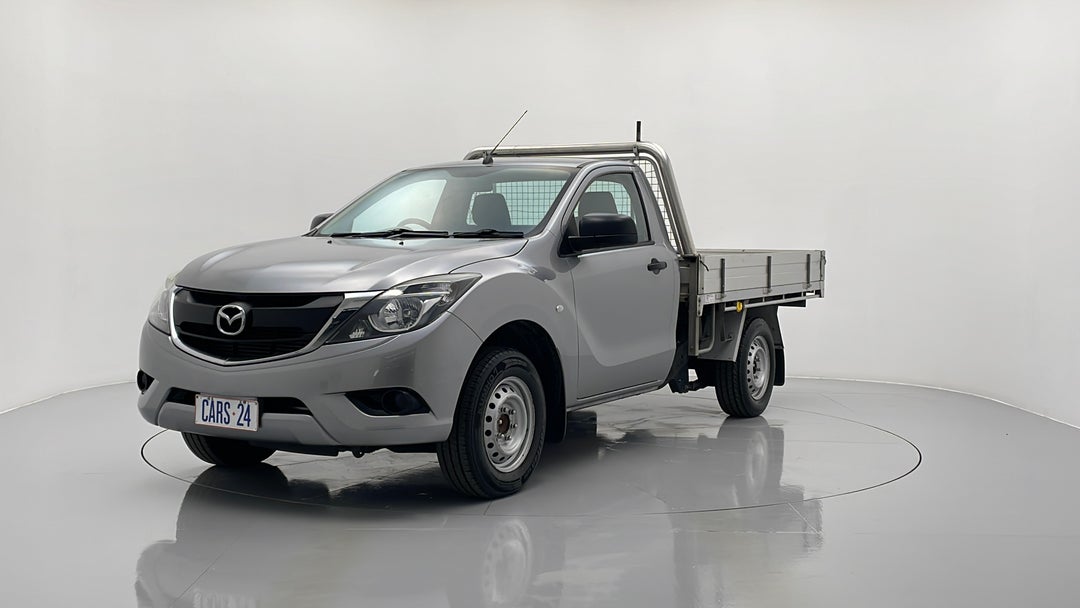 Left Front Diagonal (45- Degree) View