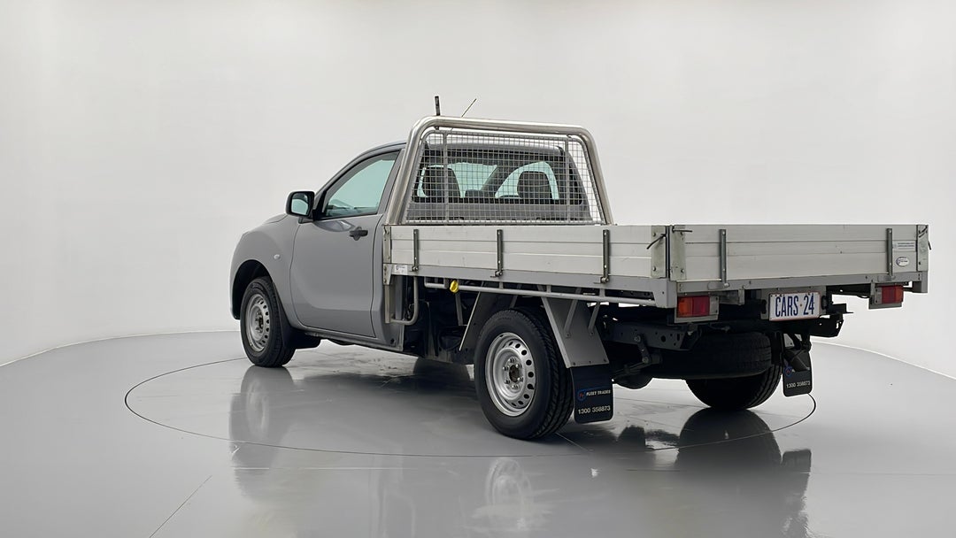 Left Back Diagonal (45- Degree) View