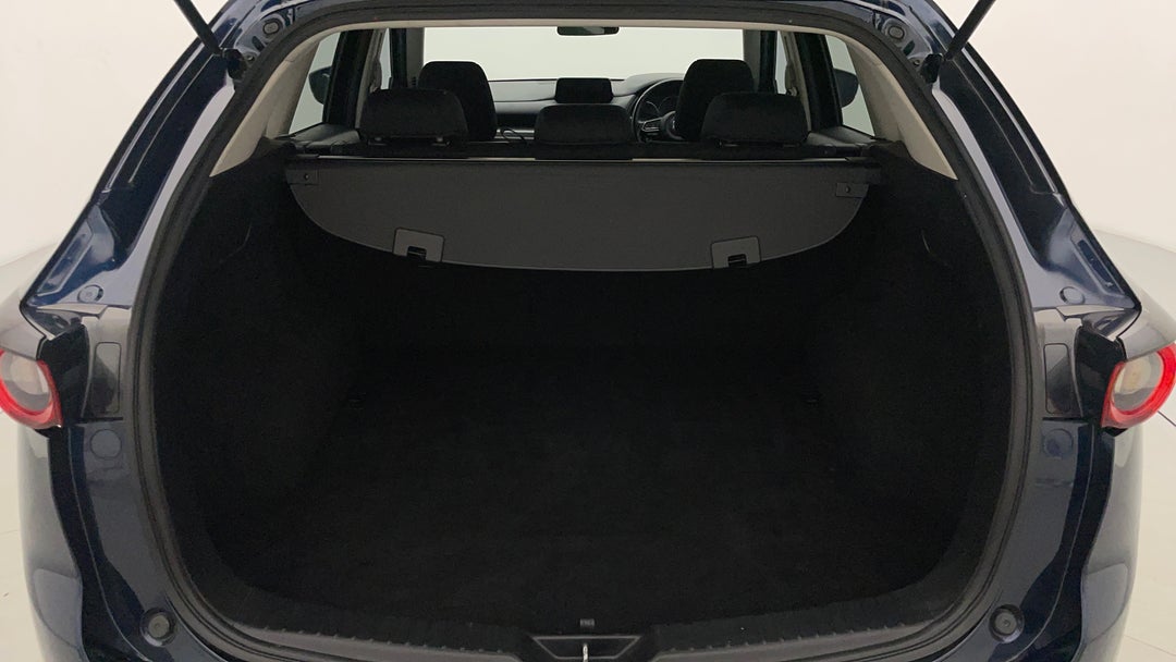 2017 Mazda CX-5 Maxx (4x2), Automatic, 109041 km, Boot Inside View