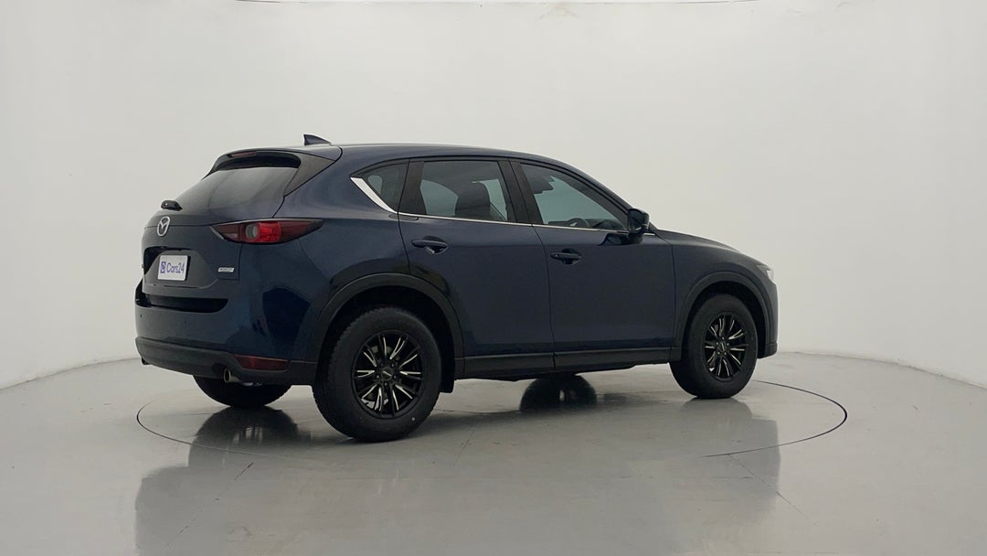 2017 Mazda CX-5 Maxx (4x2), Automatic, 109041 km, Right Back Diagonal (45- Degree) View
