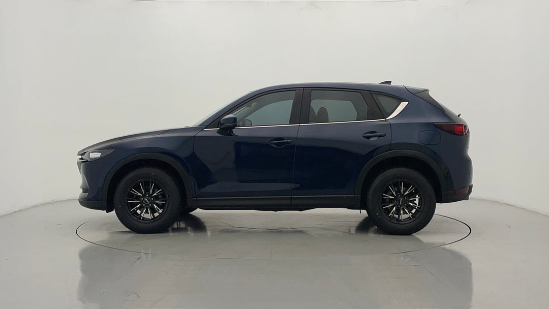 2017 Mazda CX-5 Maxx (4x2), Automatic, 109041 km, Left Side View