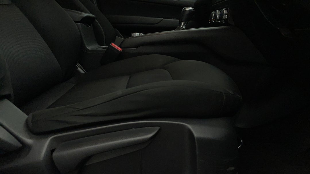 2017 Mazda CX-5 Maxx (4x2), Automatic, 109041 km, Drivers Side Adjustment Panel