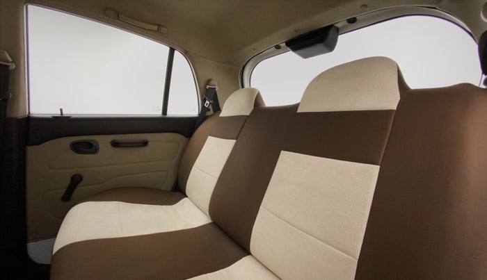 2010 Hyundai Santro Xing GL, Petrol, Manual, 1,05,287 km, Right Side Rear Door Cabin
