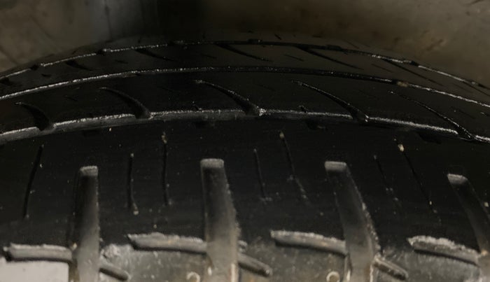 2019 Honda City V MT PETROL, Petrol, Manual, 34,374 km, Right Rear Tyre Tread