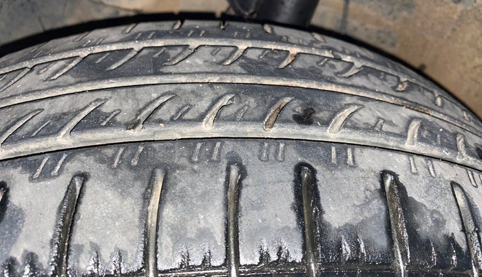 2015 Honda Jazz 1.2L I-VTEC SV, Petrol, Manual, 57,436 km, Left Front Tyre Tread