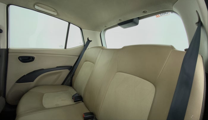 2014 Hyundai i10 MAGNA 1.1 IRDE2, Petrol, Manual, 35,790 km, Right Side Rear Door Cabin