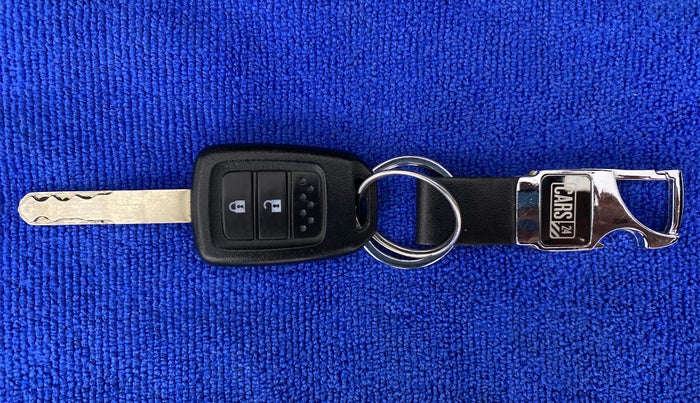2018 Honda Jazz 1.2 V MT, Petrol, Manual, 35,099 km, Key Close Up