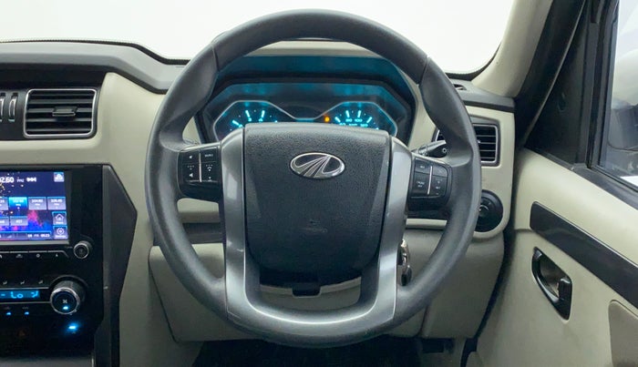 2020 Mahindra Scorpio S9, Diesel, Manual, 27,213 km, Steering Wheel Close Up