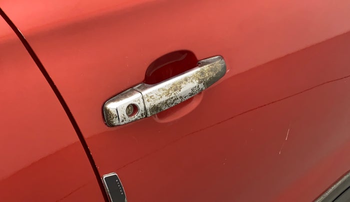 2018 Maruti Vitara Brezza VDI, Diesel, Manual, 66,135 km, Driver-side door - Chrome on handle has slight discoularation
