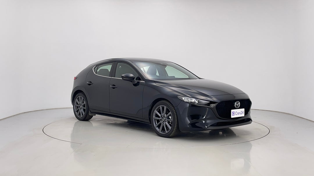 2022 Mazda 3 G20 Touring, Automatic, 35982 km, Right Front Diagonal (45- Degree) View