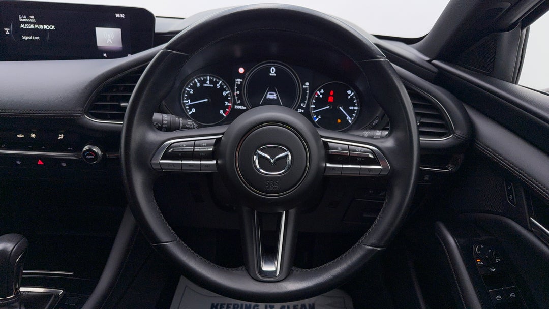2022 Mazda 3 G20 Touring, Automatic, 35982 km, Steering Wheel Close-up