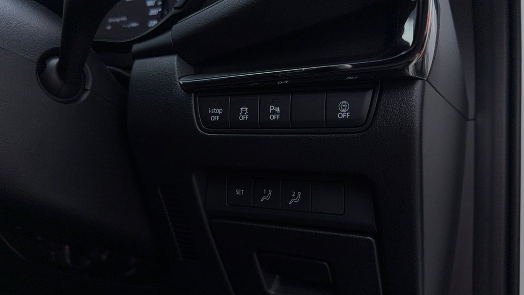 2021 Mazda 3 G25 Gt, Automatic, 57512 km, Utility Switches/Buttons