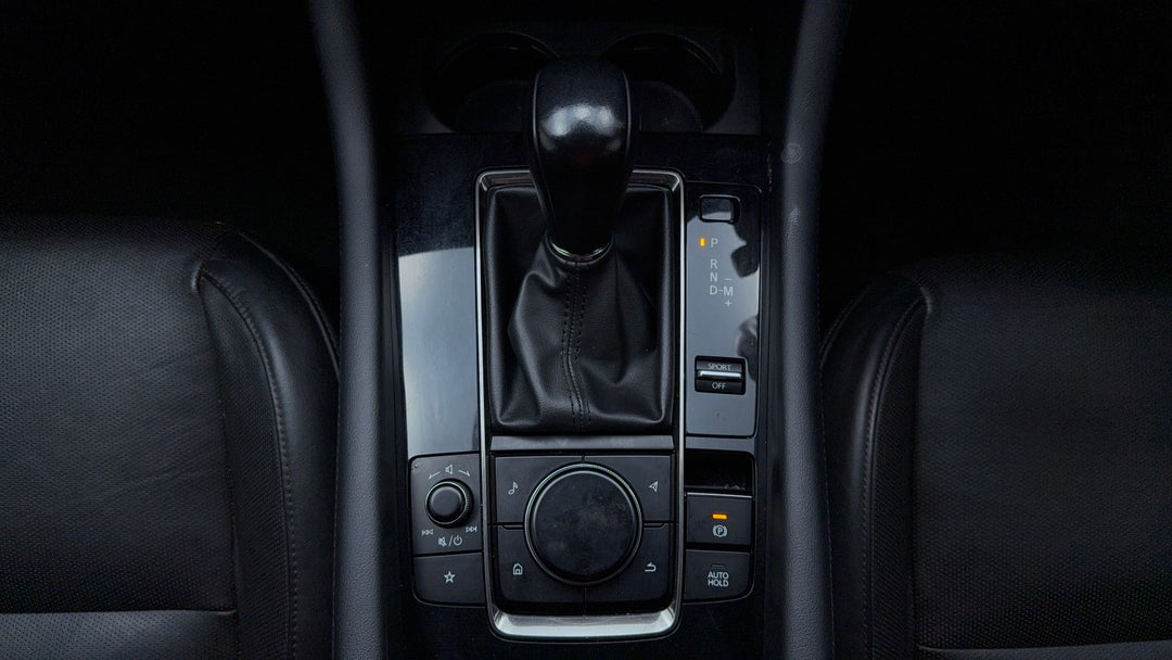 2021 Mazda 3 G25 Gt, Automatic, 57512 km, Gear Lever 