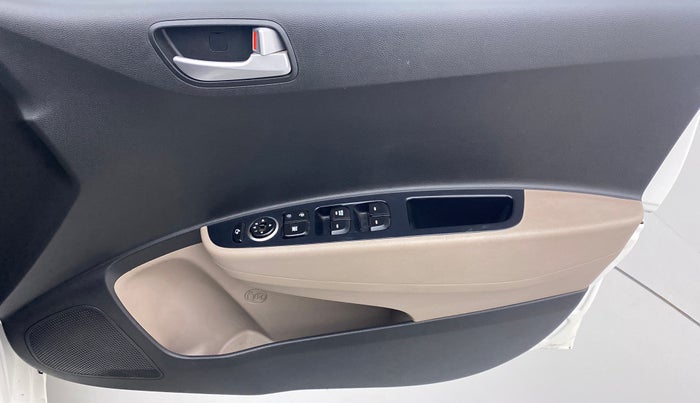 2018 Hyundai Grand i10 SPORTZ O 1.2, Petrol, Manual, 23,976 km, Driver Side Door Panels Control