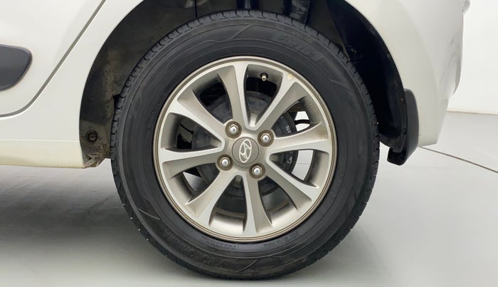 2015 Hyundai Grand i10 ASTA 1.2 (O) VTVT, Petrol, Manual, 90,904 km, Left Rear Wheel