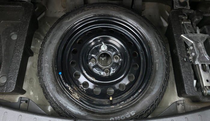 2015 Maruti Wagon R 1.0 VXI, Petrol, Manual, 55,970 km, Spare Tyre