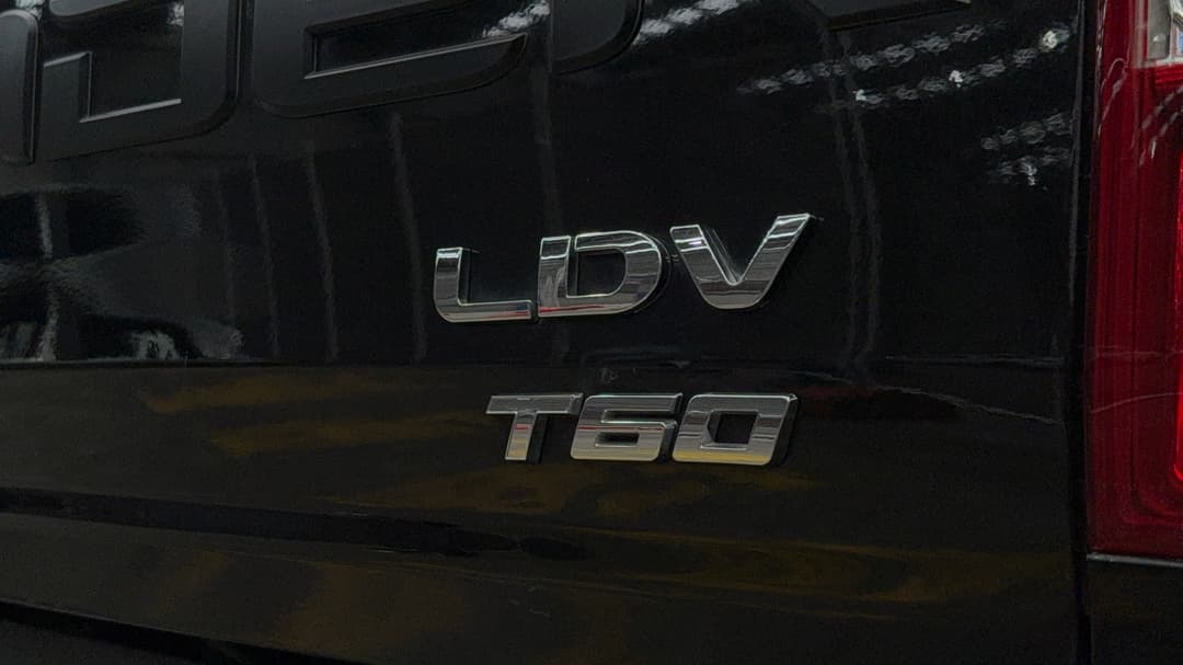 2020 LDV T60 Trailrider 2 (4x4) D20, Automatic, 84025 km, Badge (Boot Right Side)