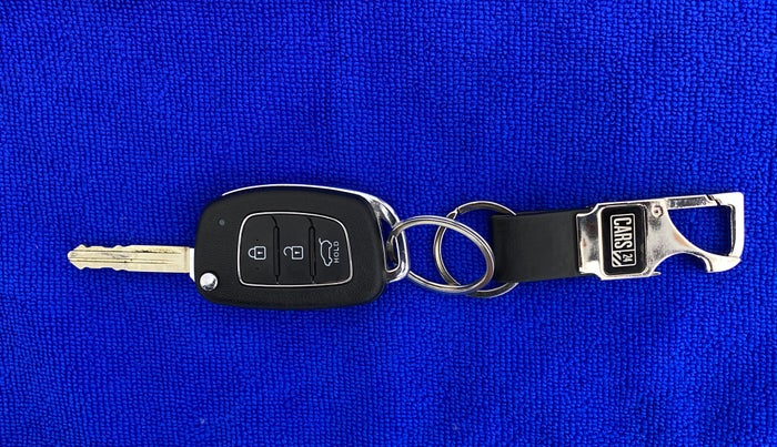 2021 Hyundai VENUE S MT 1.2 KAPPA, Petrol, Manual, 3,178 km, Key Close Up