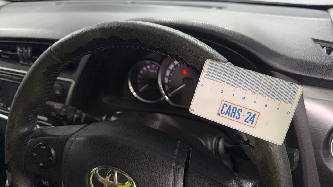 2014 Toyota Corolla Ascent Sport, Automatic, 128066 km, Steering Wheel Body Wear