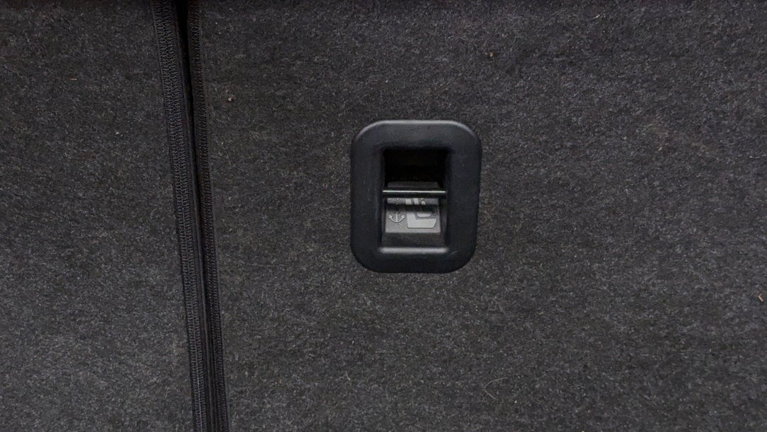 2014 Toyota Corolla Ascent Sport, Automatic, 128066 km, Child Seat Anchor Points