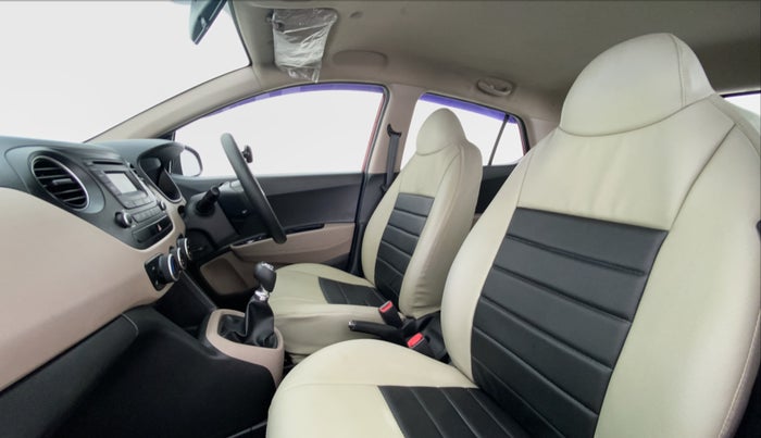 2016 Hyundai Grand i10 SPORTZ 1.2 KAPPA VTVT, Petrol, Manual, 20,590 km, Right Side Front Door Cabin