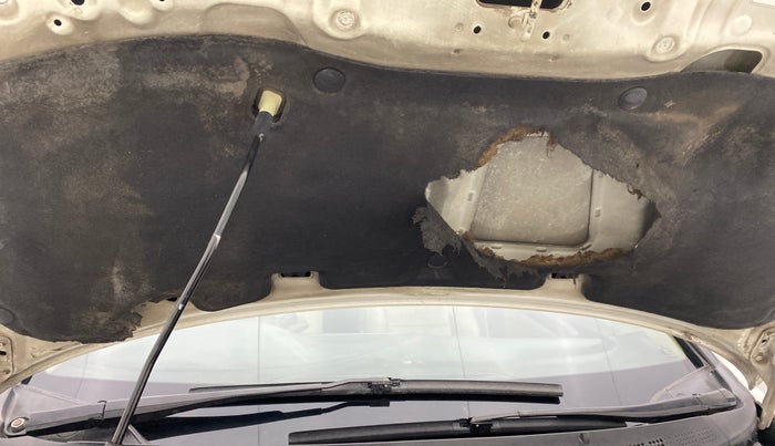 2011 Honda Civic 1.8V MT SUN ROOF, Petrol, Manual, 25,991 km, Bonnet (hood) - Insulation cover has minor damage