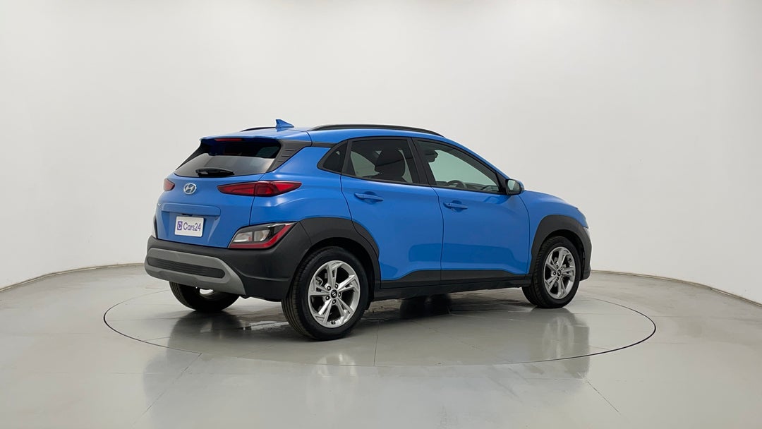 Right Back Diagonal (45- Degree) View